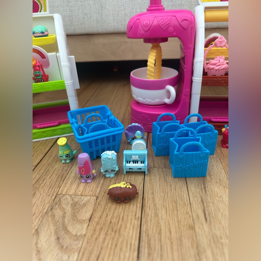 Shopkins Bakery & Fruit/Veg Stand - Picture 4 of 4